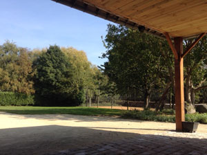 Le Domaine de réceptions 5 Jardin du domaine mariage300
